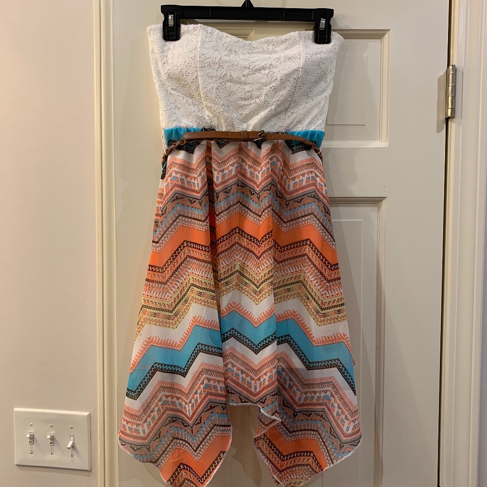 Deb Strapless flowy pattern dress